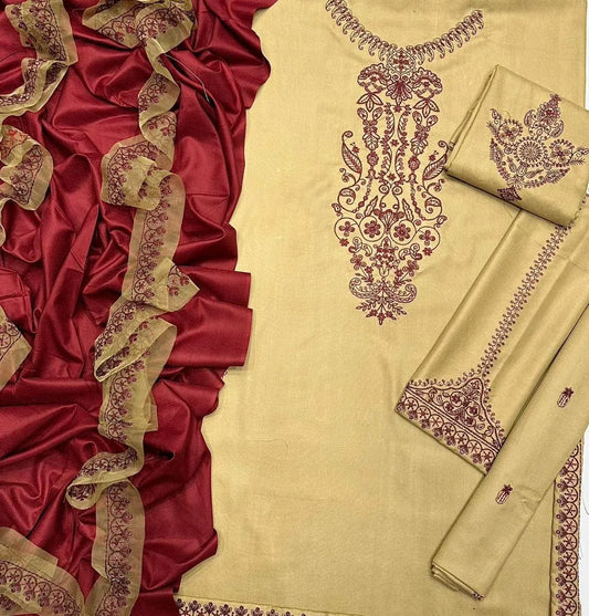 Multicolor Printed Suit Set with Embroidered Neckline – 3 Pcs