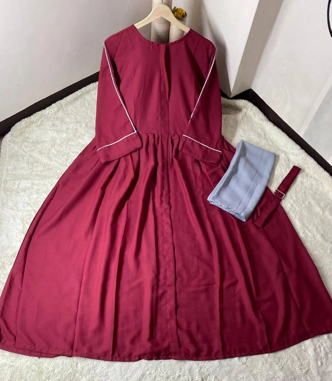 Georgette Plain Full Abaya – With Stoller, Belt & Pockets