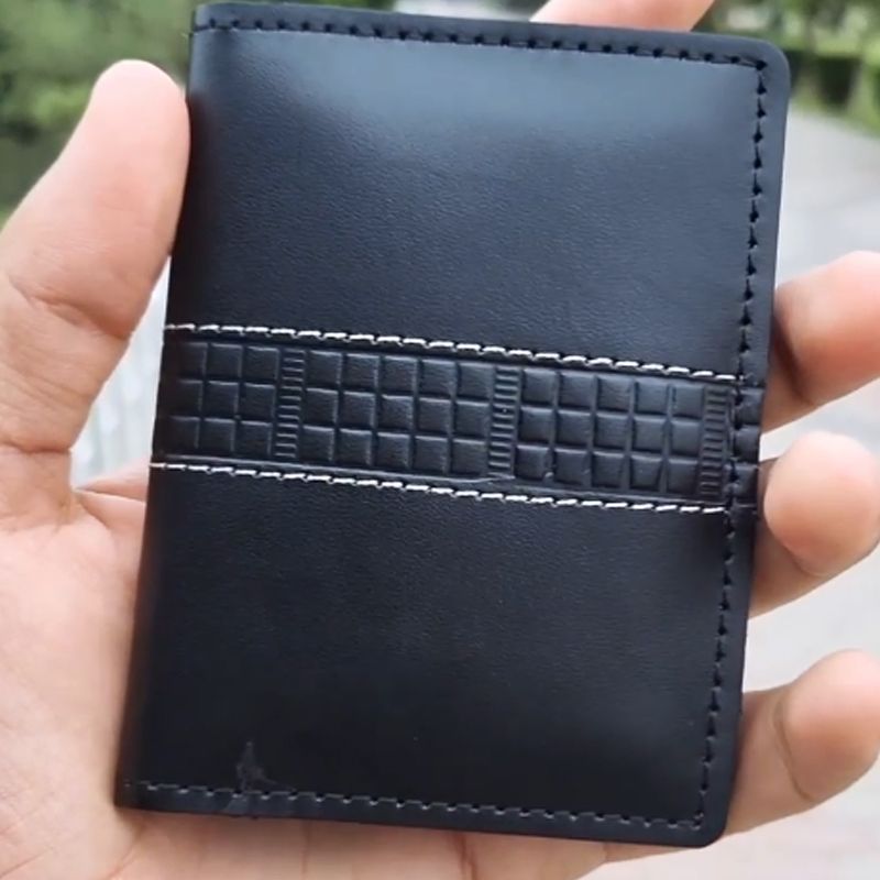 Men’s Cow Leather Card Holder – Durable, Stylish & RFID-Protected