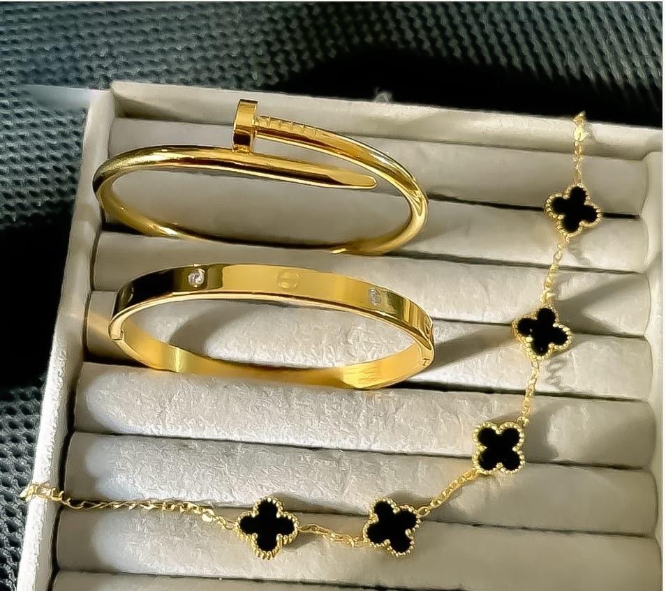 3 PC Golden Stainless Steel Bangle Set – Everyday Luxury