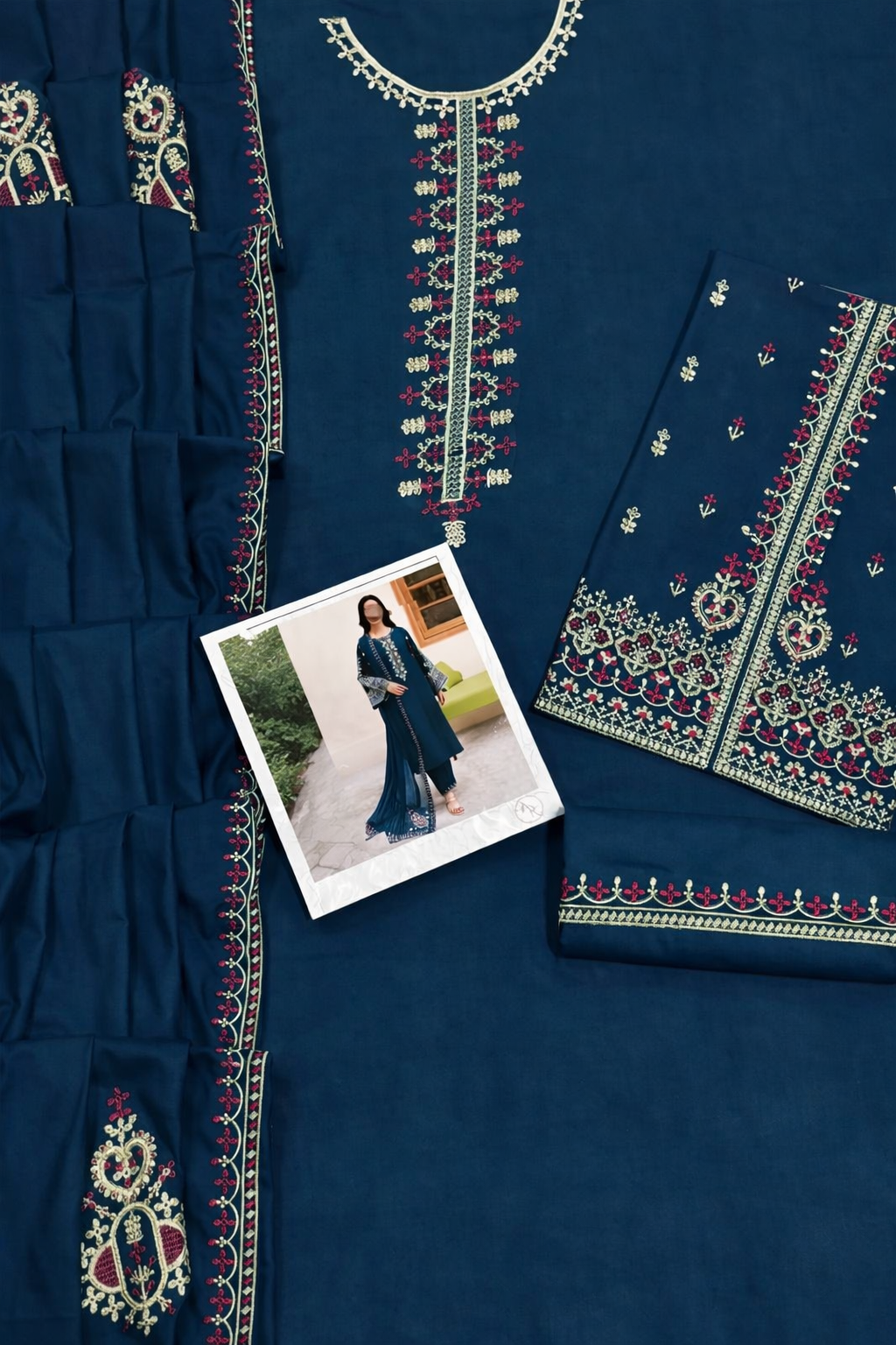 3 Pcs Women’s Unstitched Embroidered Dhanak Suit