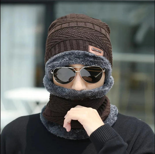 🧣 Unisex Textured Wool Beanie & Neck Warmer Set (2 Pcs)