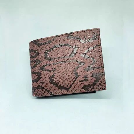 Men’s Leather Wallet – Textured Snake Pattern